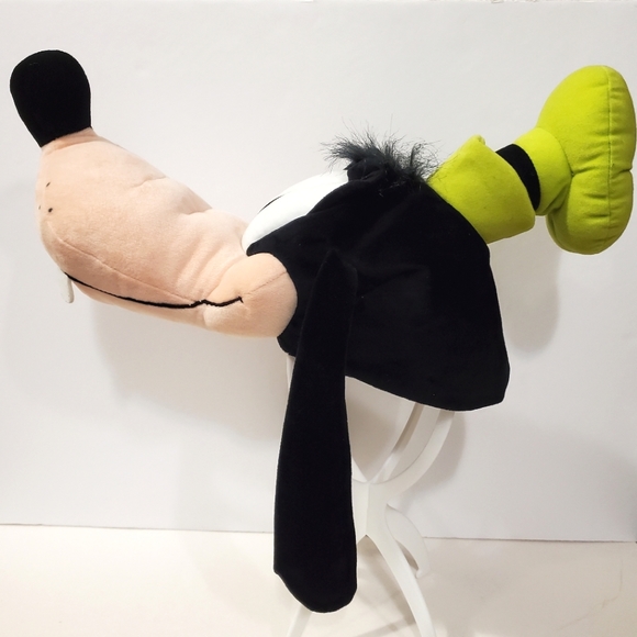 Disney Parks - Goofy Plush Hat - Juniors Size - Picture 4 of 7